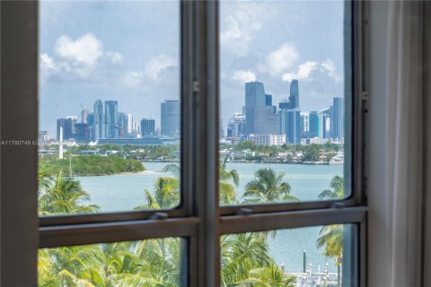 Copropriété à vendre à Miami Beach, Floride: 2 chambres, 94.76 m2 № 1738009 - photo 2