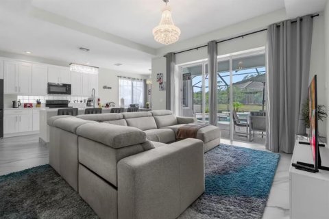 Casa en venta en Kissimmee, Florida, 5 dormitorios, 241.92 m2 № 1514914 - foto 14