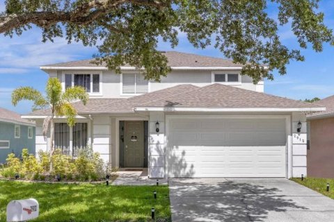 Casa en venta en Kissimmee, Florida, 5 dormitorios, 241.92 m2 № 1514914 - foto 2