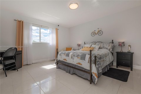 Condo in Lauderhill, Florida, 1 bedroom  № 1860234 - photo 22