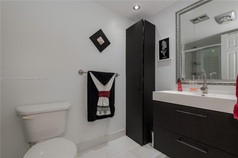 Condo in Lauderhill, Florida, 1 bedroom  № 1860234 - photo 26