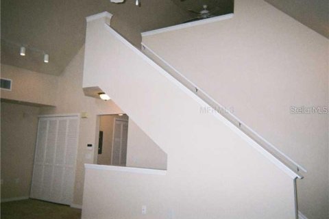 Condo in Sarasota, Florida, 1 bedroom № 2195968 - photo 10