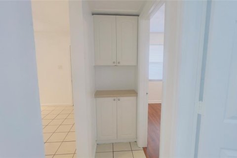 Casa en alquiler en Saint Petersburg, Florida, 2 dormitorios, 66.89 m2 № 2107459 - foto 13