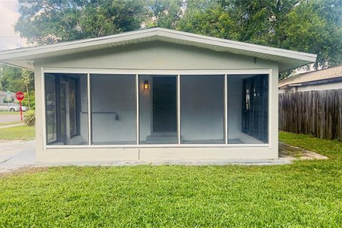 Casa en alquiler en Saint Petersburg, Florida, 2 dormitorios, 66.89 m2 № 2107459 - foto 2