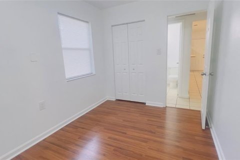Casa en alquiler en Saint Petersburg, Florida, 2 dormitorios, 66.89 m2 № 2107459 - foto 18