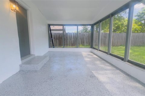 Casa en alquiler en Saint Petersburg, Florida, 2 dormitorios, 66.89 m2 № 2107459 - foto 20