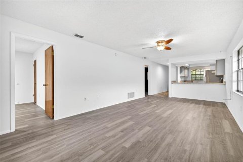Copropriété à louer à Largo, Floride: 3 chambres, 103.12 m2 № 1917889 - photo 7
