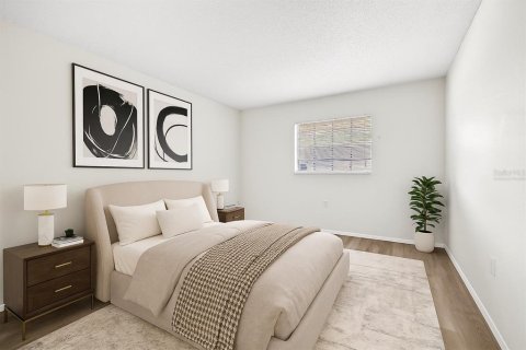 Condo in Largo, Florida, 3 bedrooms  № 1917889 - photo 15