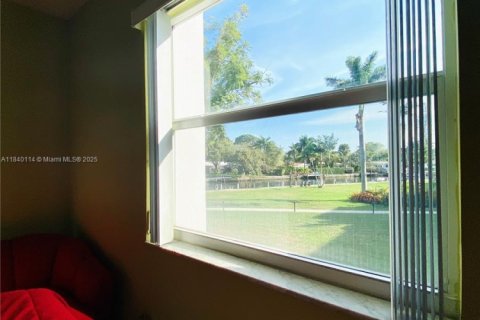 Condominio en venta en Oakland Park, Florida, 2 dormitorios, 78.97 m2 № 1957924 - foto 13