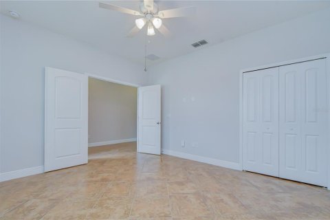Villa ou maison à vendre à Riverview, Floride: 4 chambres, 222.04 m2 № 2150285 - photo 6