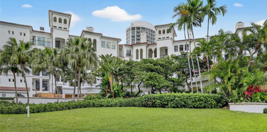 Condominio en Aventura, Florida, 3 dormitorios № 2029819