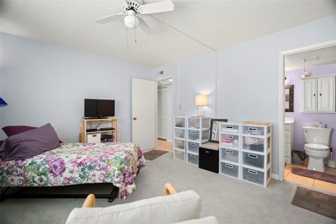 Condominio en venta en Seminole, Florida, 2 dormitorios, 80.36 m2 № 1673840 - foto 14
