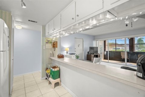 Condominio en venta en Seminole, Florida, 2 dormitorios, 80.36 m2 № 1673840 - foto 11
