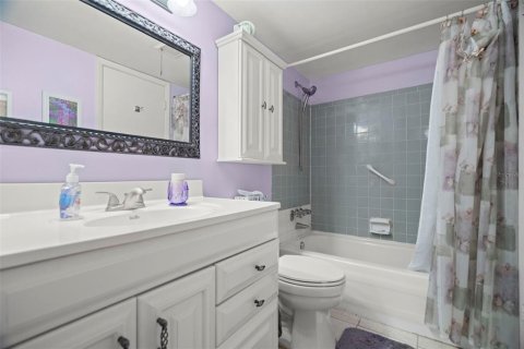 Condominio en venta en Seminole, Florida, 2 dormitorios, 80.36 m2 № 1673840 - foto 15
