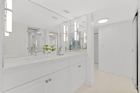 Copropriété à vendre à Lauderhill, Floride: 2 chambres, 117.06 m2 № 2414642 - photo 16