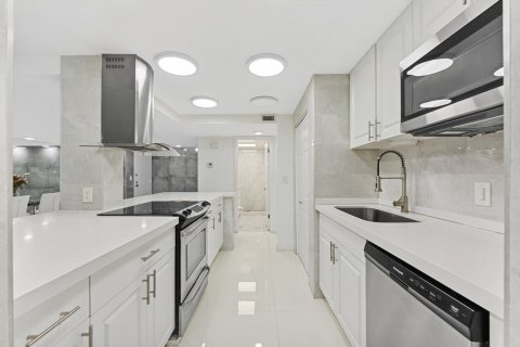 Copropriété à vendre à Lauderhill, Floride: 2 chambres, 117.06 m2 № 2414642 - photo 7
