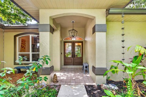 House in Sarasota, Florida 3 bedrooms, 197.79 sq.m. № 2284870