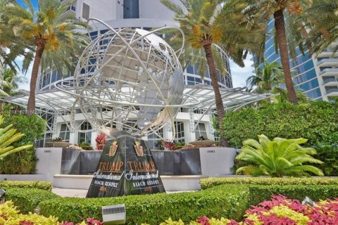 Condominio en venta en Sunny Isles Beach, Florida, 51.19 m2 № 2042648 - foto 12