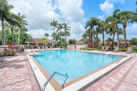 Townhouse in West Palm Beach, Florida 2 bedrooms, 119.66 sq.m. № 1777624 - photo 24