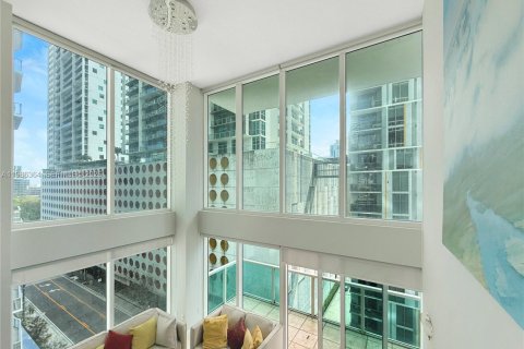 Copropriété à louer à Miami, Floride: 2 chambres, 119.75 m2 № 2047963 - photo 10