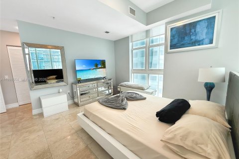 Copropriété à louer à Miami, Floride: 2 chambres, 119.75 m2 № 2047963 - photo 9