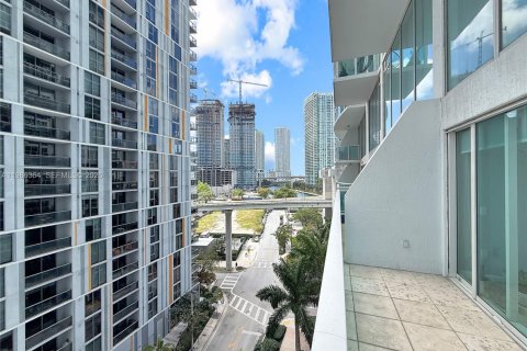 Copropriété à louer à Miami, Floride: 2 chambres, 119.75 m2 № 2047963 - photo 24