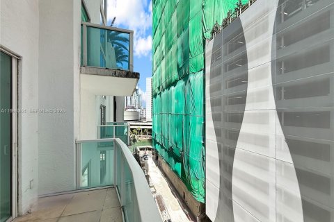 Copropriété à louer à Miami, Floride: 2 chambres, 119.75 m2 № 2047963 - photo 26