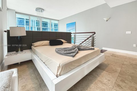 Copropriété à louer à Miami, Floride: 2 chambres, 119.75 m2 № 2047963 - photo 8