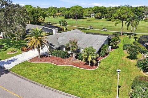 House in Sarasota, Florida 3 bedrooms, 226.03 sq.m. № 2396419 - photo 2