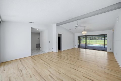 House in Sarasota, Florida 3 bedrooms, 226.03 sq.m. № 2396419 - photo 8