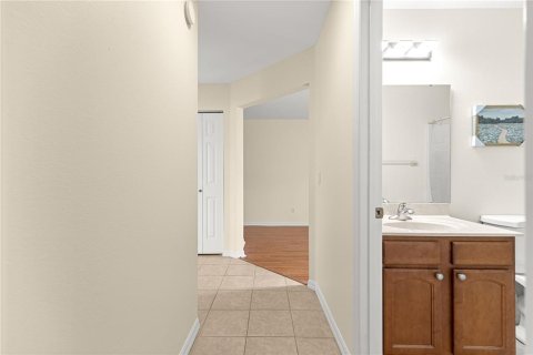 House in Ocala, Florida 2 bedrooms, 129.97 sq.m. № 2118383 - photo 4
