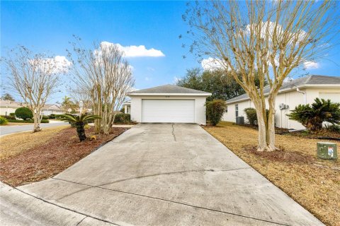House in Ocala, Florida 2 bedrooms, 129.97 sq.m. № 2118383 - photo 29
