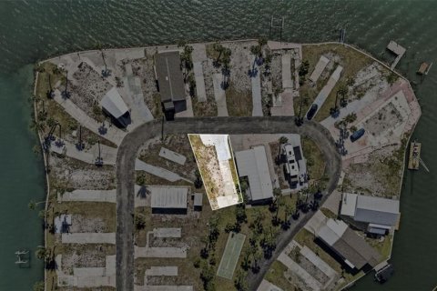 Terreno en venta en Englewood, Florida № 2102864 - foto 19