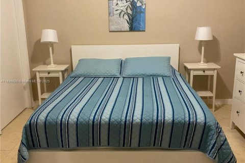Condominio en venta en Hallandale Beach, Florida, 1 dormitorio, 78.41 m2 № 1882107 - foto 6