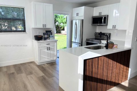 Casa en venta en Fort Lauderdale, Florida, 3 dormitorios, 86.96 m2 № 1999916 - foto 26