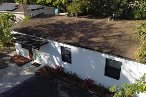 Casa en venta en Fort Lauderdale, Florida, 3 dormitorios, 86.96 m2 № 1999916 - foto 4