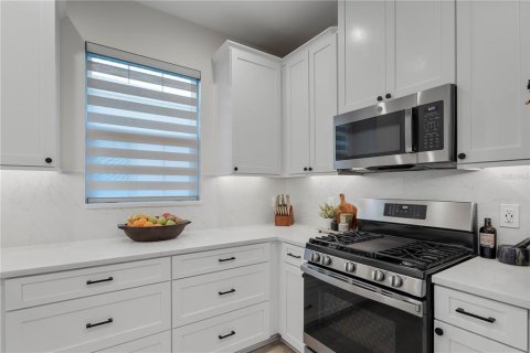 Duplex in Palmetto, Florida 2 bedrooms, 146.97 sq.m. № 2396933 - photo 30