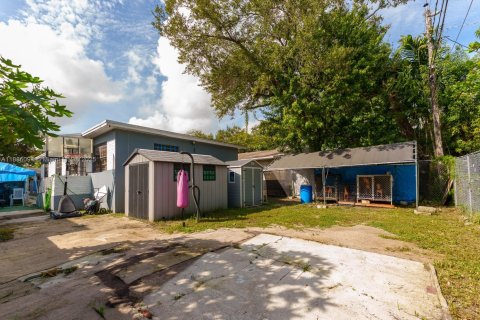 Propiedad comercial en venta en Miami, Florida, 127.74 m2 № 1943630 - foto 18