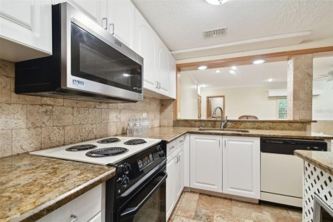 Condominio en venta en Palm Harbor, Florida, 1 dormitorio, 76.64 m2 № 1440781 - foto 9