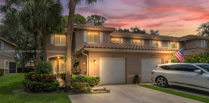 Townhouse in Lake Worth, Florida 4 bedrooms, 151.24 sq.m. № 1838635