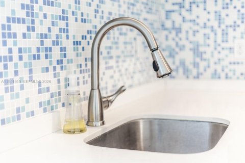 Appartement à louer à Miami, Floride: 31.12 m2 № 2010880 - photo 6