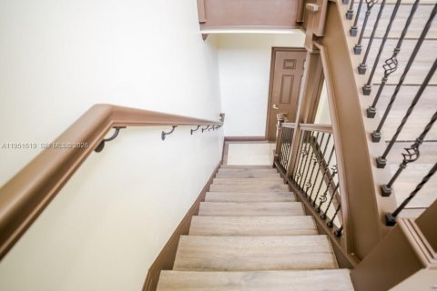 Appartement à louer à Miami, Floride: 31.12 m2 № 2010880 - photo 17