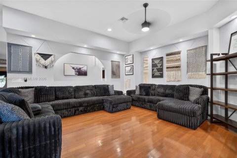 Casa en venta en Homestead, Florida, 4 dormitorios, 269.04 m2 № 2365117 - foto 7