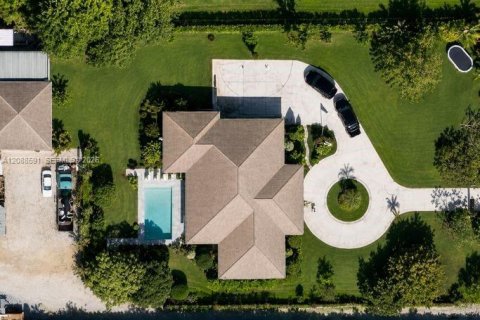 Casa en Homestead, Florida 4 dormitorios, 269.04 m2 № 2365117