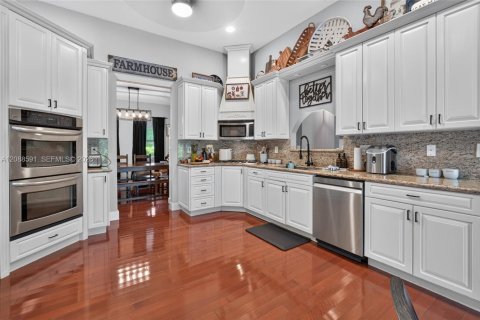 Casa en venta en Homestead, Florida, 4 dormitorios, 269.04 m2 № 2365117 - foto 6