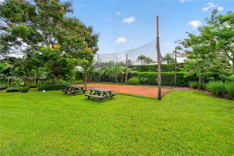 Casa en venta en Homestead, Florida, 4 dormitorios, 269.04 m2 № 2365117 - foto 24