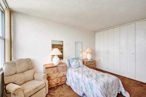 Condo in Miami Beach, Florida, 3 bedrooms  № 2084400 - photo 26