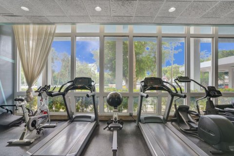 Condo in Miami Beach, Florida, 3 bedrooms  № 2084400 - photo 11