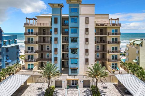 Condo in New Smyrna Beach, Florida, 3 bedrooms № 2232630