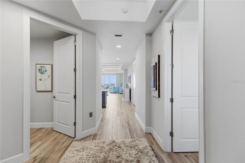 Condo in New Smyrna Beach, Florida, 3 bedrooms № 2232630 - photo 3